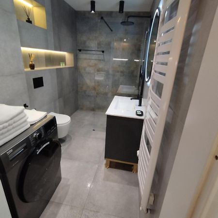 Mieszkanie W Nowoczesnym Halo Apartament W Centrum Breslau Exterior foto